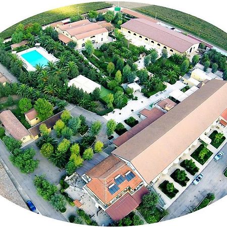 בארלטה Hotel Tenuta San Francesco מראה חיצוני תמונה